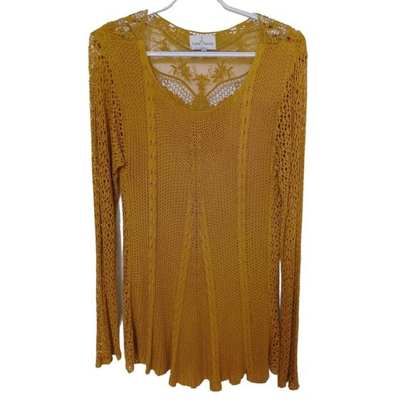 Belle France Dresses & Skirts - Belle France Dress/Tunic Crocheted With Under Lining Lots Of Stretch Gold/Green